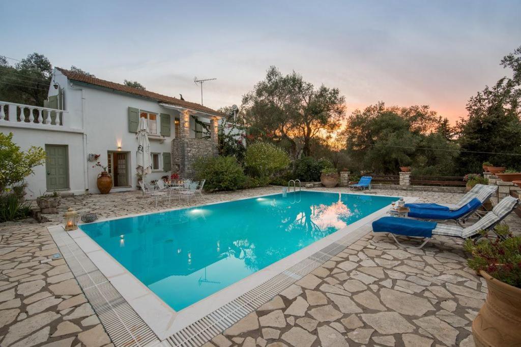 Villa Maritsa, Magazia Gaios Buitenkant foto